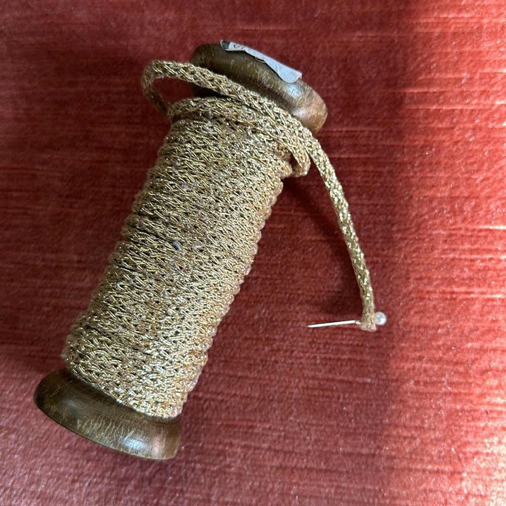 Gold braid trim spool 🧵 more than 12yds 4mm